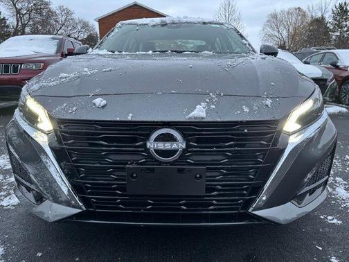 2025 Nissan Altima 2.5 SL