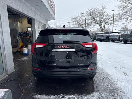 2022 GMC Terrain SLE