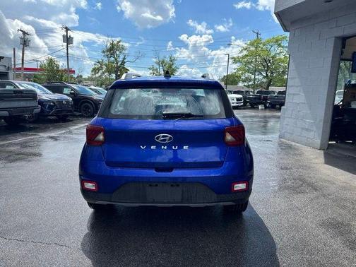 Intense Blue 2022 Hyundai VENUE Limited