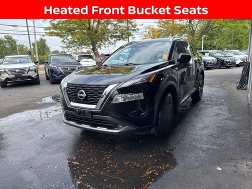2022 Nissan Rogue SL
