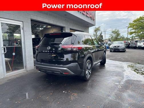 2022 Nissan Rogue SL