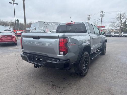 Sterling Gray Metallic 2024 Chevrolet Colorado Trail Boss