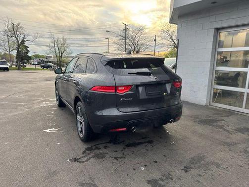 Gray 2019 Jaguar F-PACE S