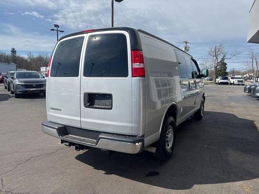 Silver Ice Metallic 2022 Chevrolet Express 2500 Work Van