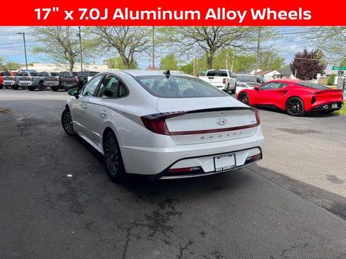 2021 Hyundai SONATA SEL
