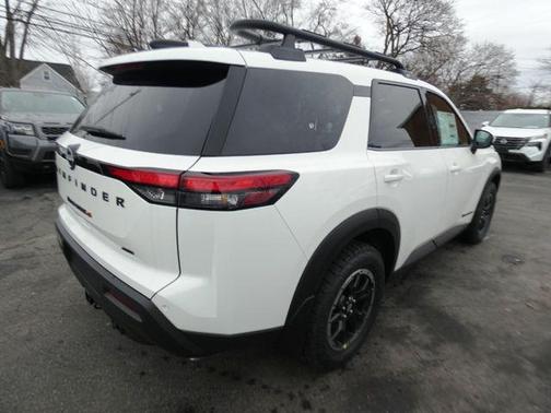 2025 Nissan Pathfinder Rock Creek 4WD