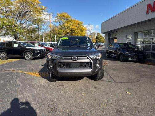 2023 Toyota 4Runner SR5