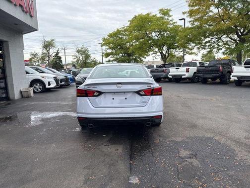 2024 Nissan Altima SR Intelligent AWD
