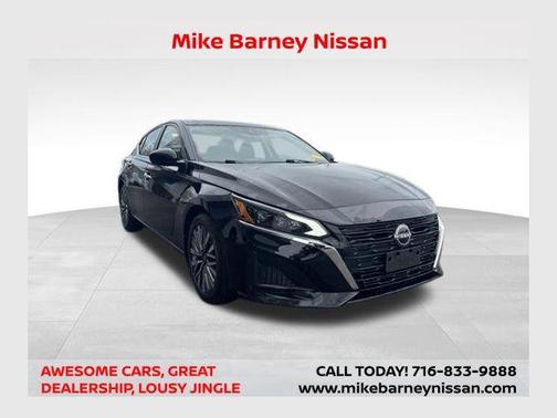 Super Black 2023 Nissan Altima 2.5 SV
