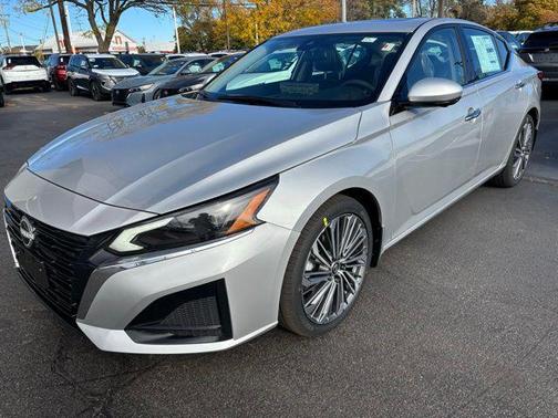 2025 Nissan Altima 2.5 SL