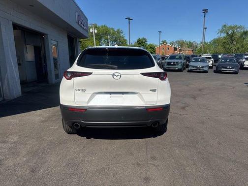 Snowflake White Pearl Mica 2023 Mazda CX-30 2.5 Turbo Premium Package