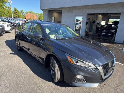 2021 Nissan Altima 2.5 SV