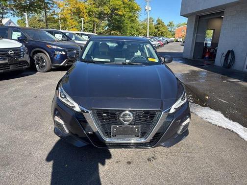 2021 Nissan Altima 2.5 SV