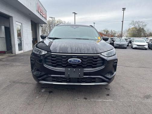 Agate Black Metallic 2023 Ford Escape ST-Line