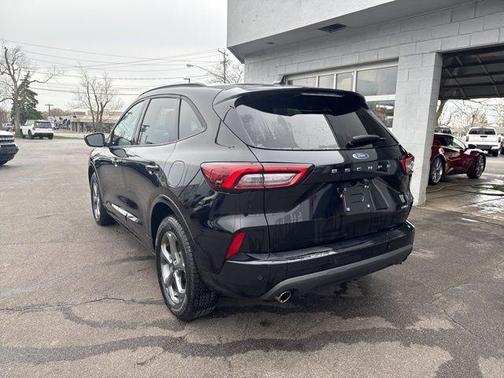 Agate Black Metallic 2023 Ford Escape ST-Line
