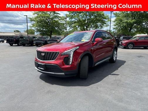 2023 Cadillac XT4 Premium Luxury