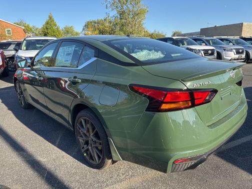 2025 Nissan Altima SR AWD