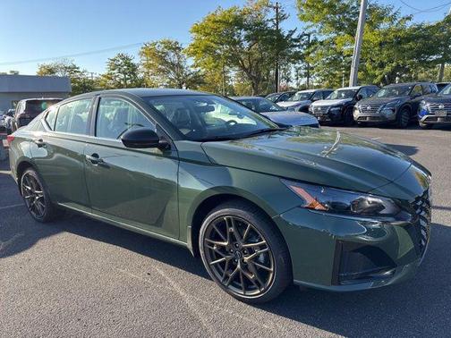 2025 Nissan Altima SR AWD