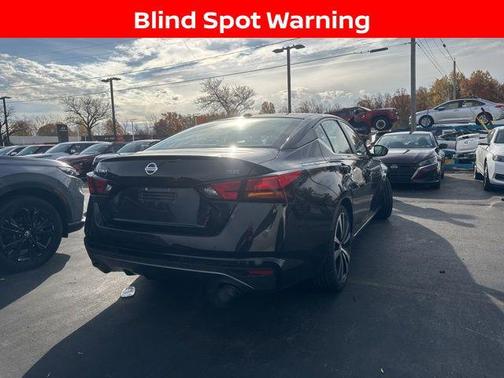 2020 Nissan Altima SR FWD