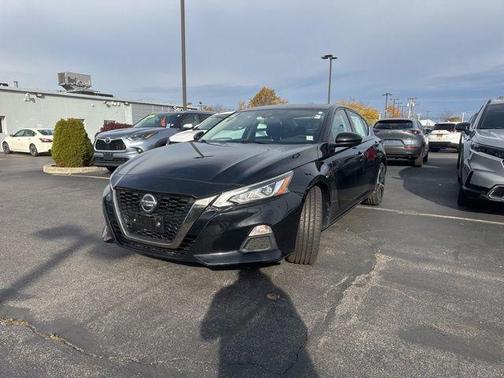 2020 Nissan Altima SR FWD