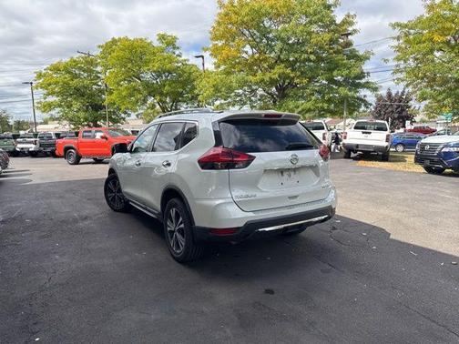 2017 Nissan Rogue SL