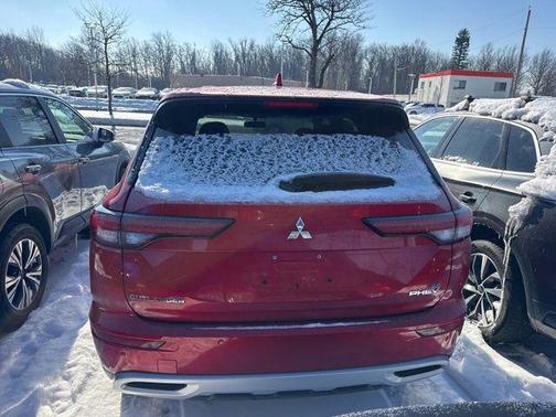 2023 Mitsubishi Outlander PHEV SE S-AWC