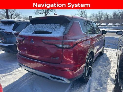 2023 Mitsubishi Outlander PHEV SE S-AWC