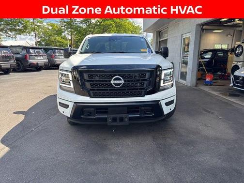 2024 Nissan Titan SV