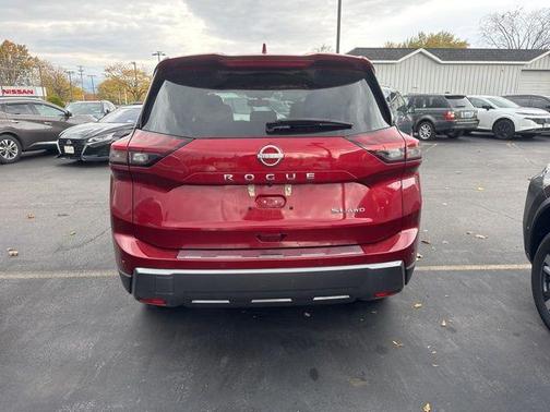 2024 Nissan Rogue SL