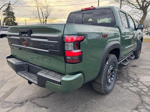 2026 Nissan Frontier PRO-4X