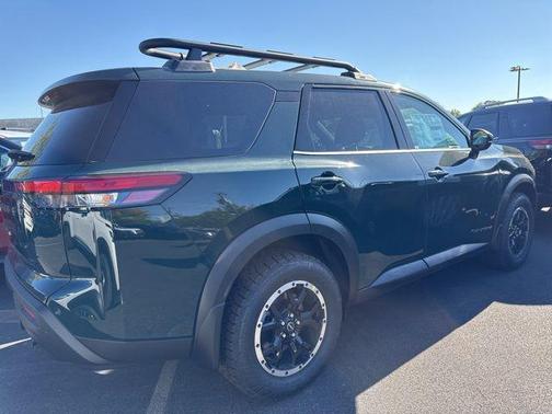 2025 Nissan Pathfinder Rock Creek 4WD