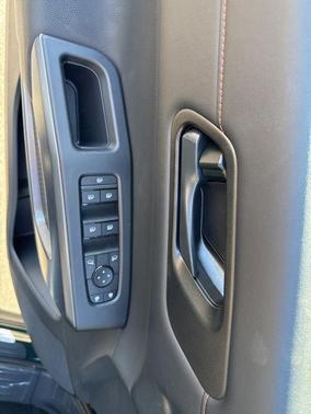 2025 Nissan Pathfinder Rock Creek 4WD