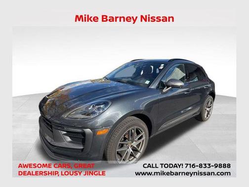 2024 Porsche Macan Base