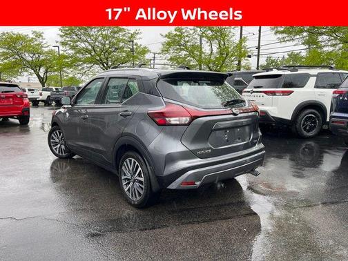 2023 Nissan Kicks SV