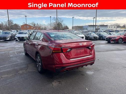 2022 Nissan Altima 2.5 SV