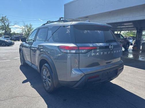 Gun Metallic 2022 Nissan Pathfinder SV 4WD