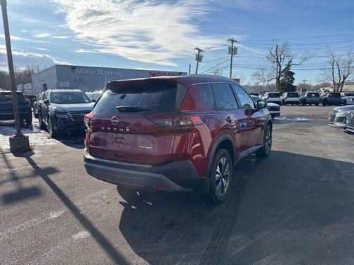 2022 Nissan Rogue SV