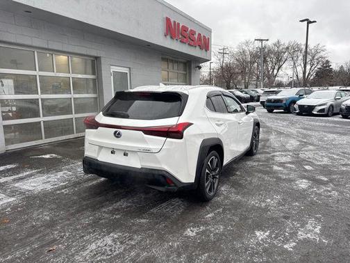 2020 Lexus UX 250h Base