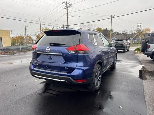 2017 Nissan Rogue SL