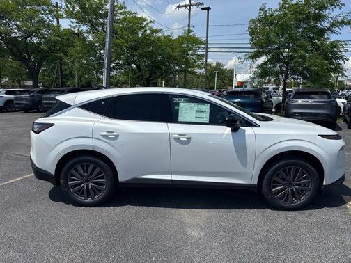Everest White Pearl Tricoat 2026 Nissan Murano SL