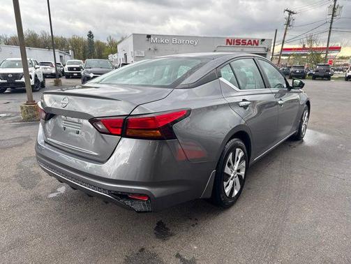 Gun Metallic 2024 Nissan Altima S FWD