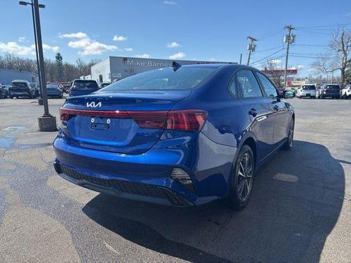 2023 Kia Forte LXS