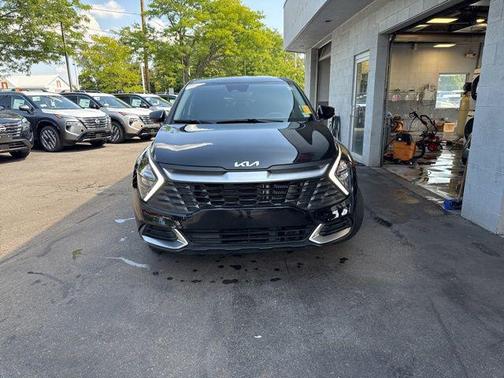 2023 Kia Sportage Hybrid LX