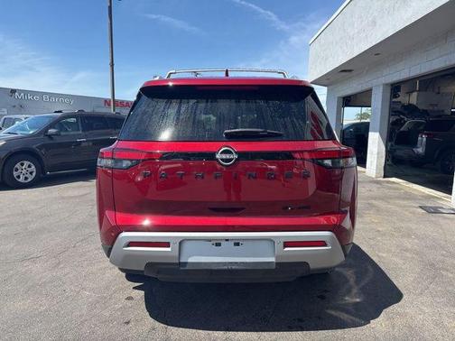 Scarlet Ember Tintcoat 2023 Nissan Pathfinder SL 4WD