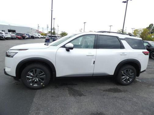 2025 Nissan Pathfinder SV 4WD