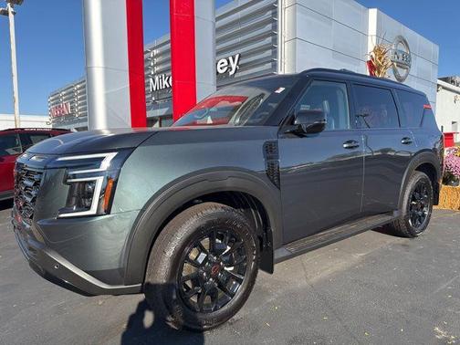 2025 Nissan Armada PRO-4X 4WD