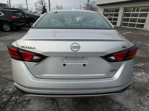 2025 Nissan Altima 2.5 SL