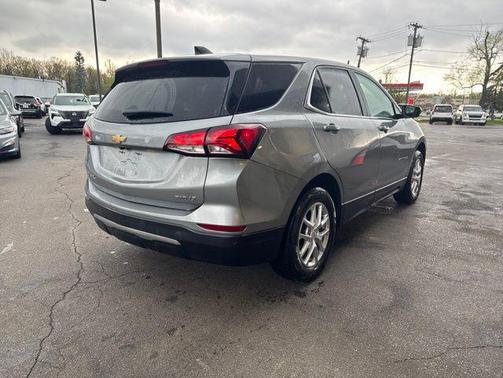 Sterling Gray Metallic 2024 Chevrolet Equinox 1LT