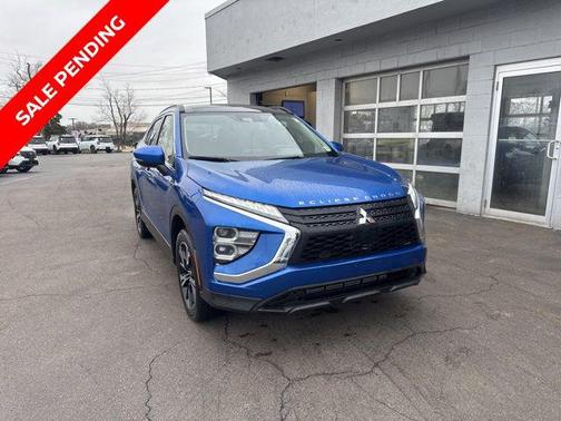 Lightning Blue 2023 Mitsubishi Eclipse Cross SE