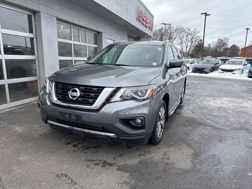 2020 Nissan Pathfinder SL 2WD